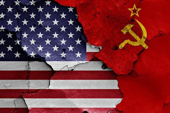 สงครามเย็นคืออะไร