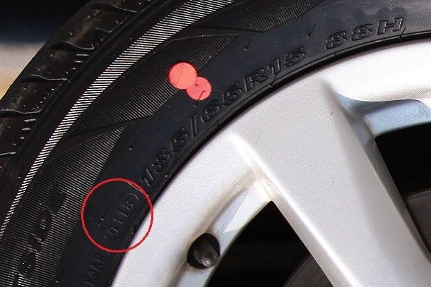 ตัวเลข-และ-ตัวอักษร-บนแก้มยางบอกอะไรบ้าง8